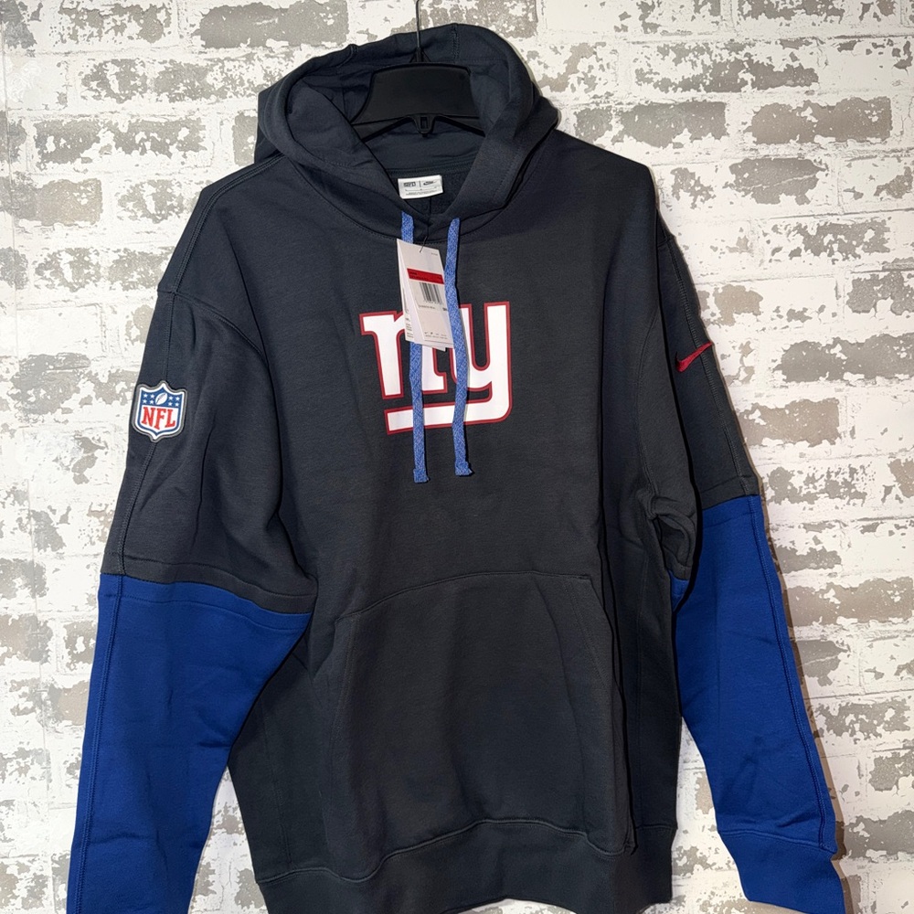 Men's Nike Anthracite New York Giants 2024 Sideline Club Pullover Hoodie - Picture 2 of 11